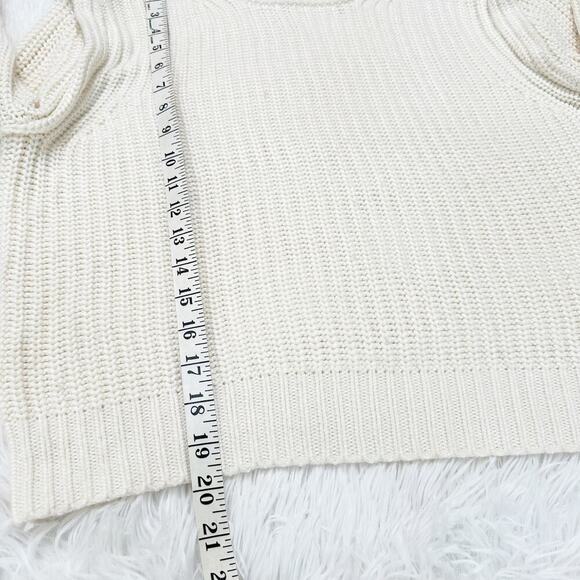 Abercrombie & Fitch Cream Knit Sweater Women’s Small Pullover - Picture 4 of 6